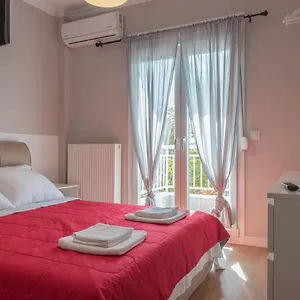 Апартаменты Modern Style Near The Train Station Салоники